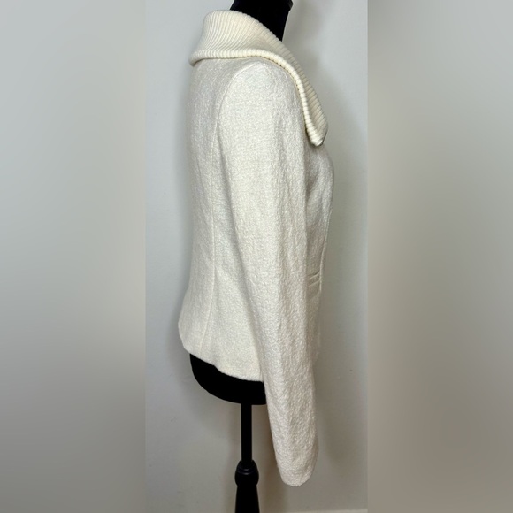 Ann Taylor Winter white preppy wool blend zip front jacket classic fit 2 EUC - Picture 6 of 11